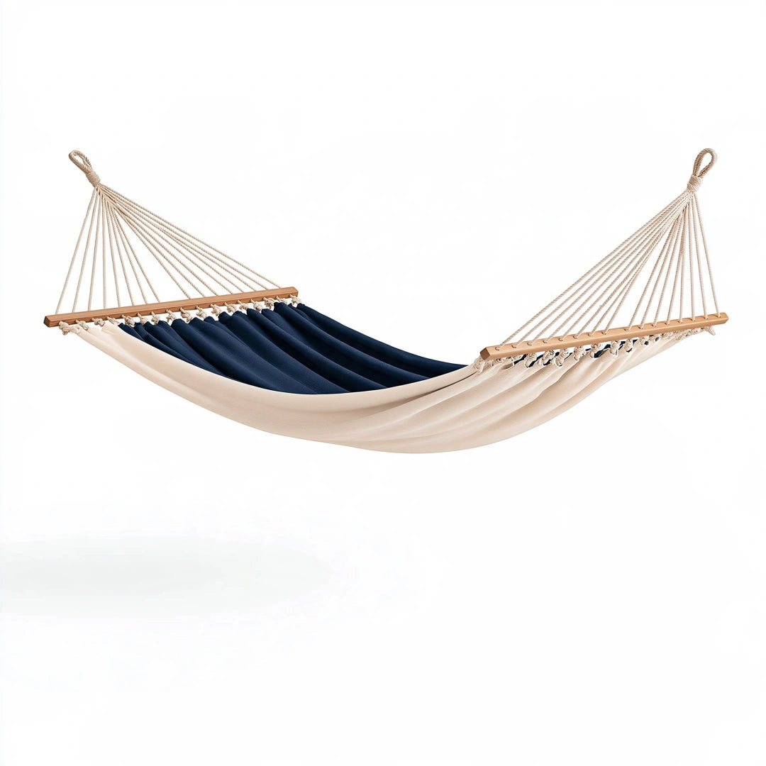 Hamac 300 x 120 cm en toile bleu marine et écru avec barres en bois suspendu