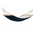 Hamac 200 x 120 cm en textile bleu marine et écru avec barres en bois pour extérieur